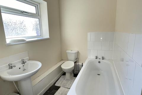 2 bedroom flat for sale, Derby Street, Jarrow