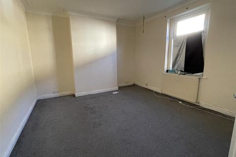 2 bedroom flat for sale, Derby Street, Jarrow