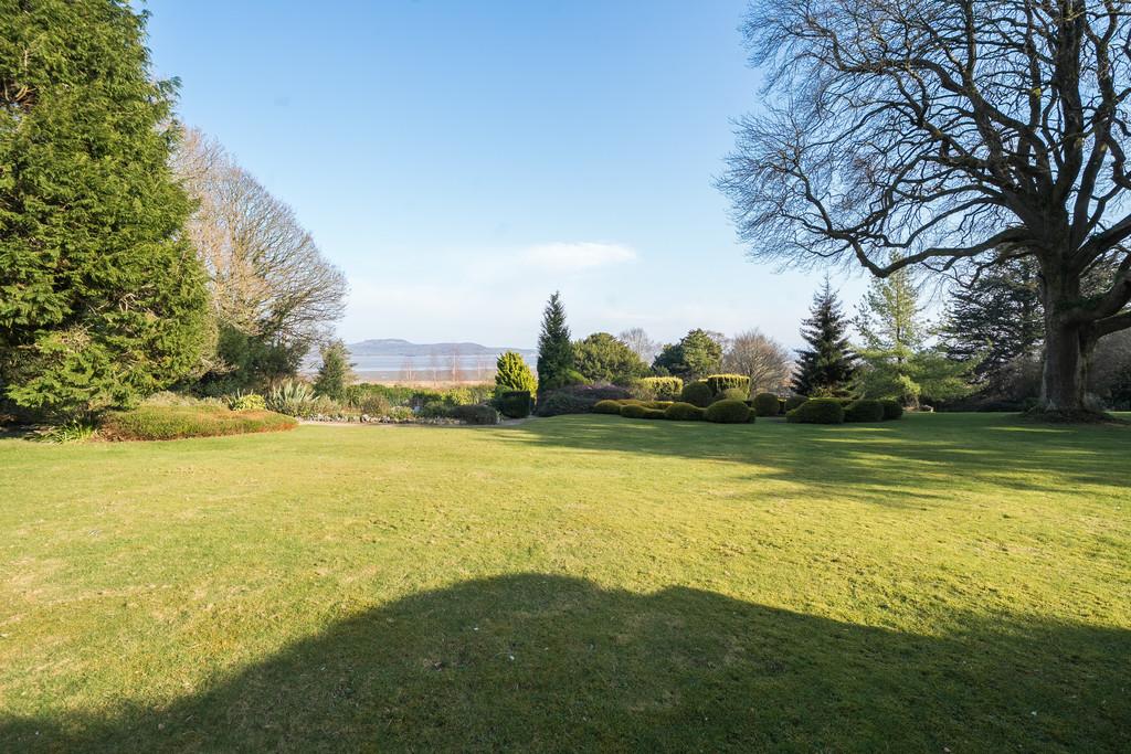 Communal Grounds