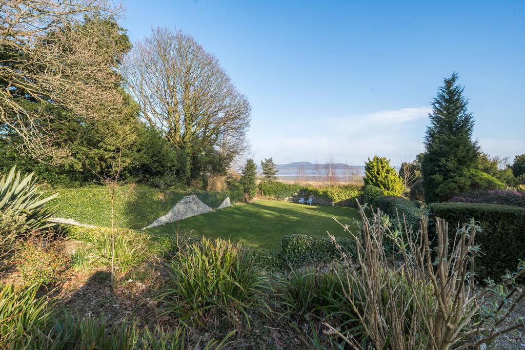 Communal Grounds