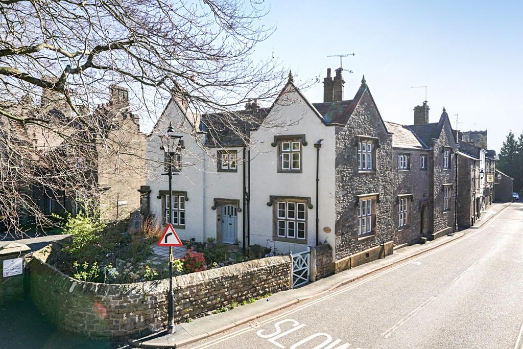19 Fairbank