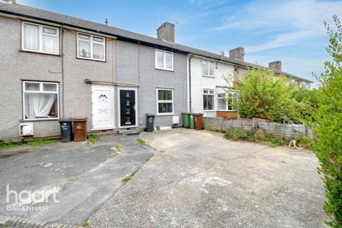 2 bedroom terraced house for sale, Cannington Road, Dagenham