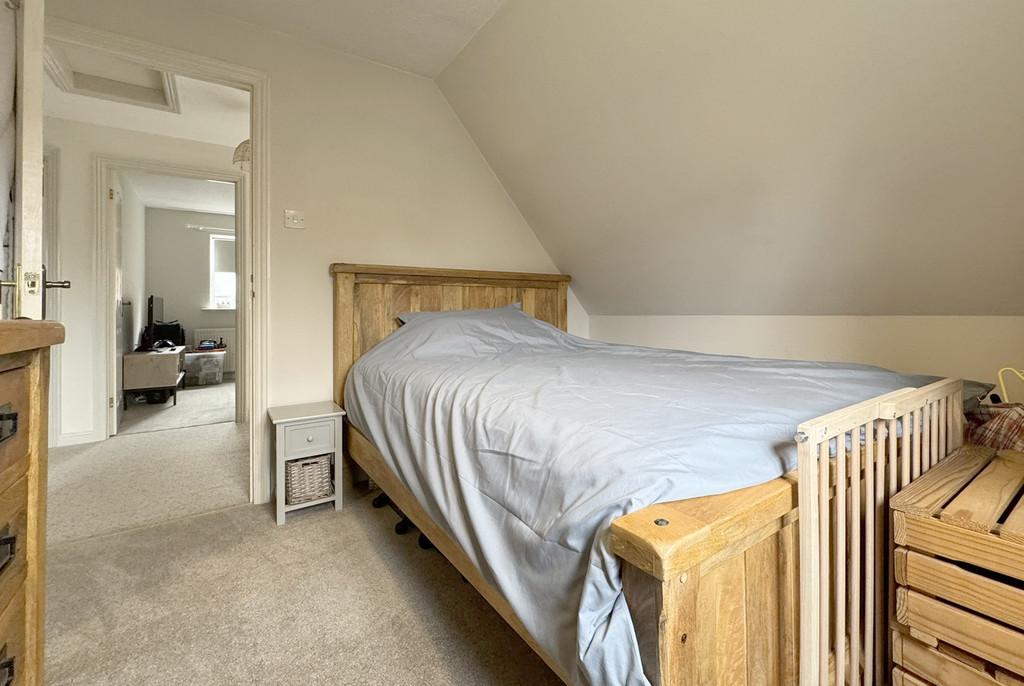 9 PC Bedroom 2