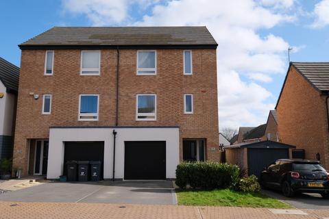 3 bedroom semi-detached house for sale, Horsley Lane, Gedling, Nottingham