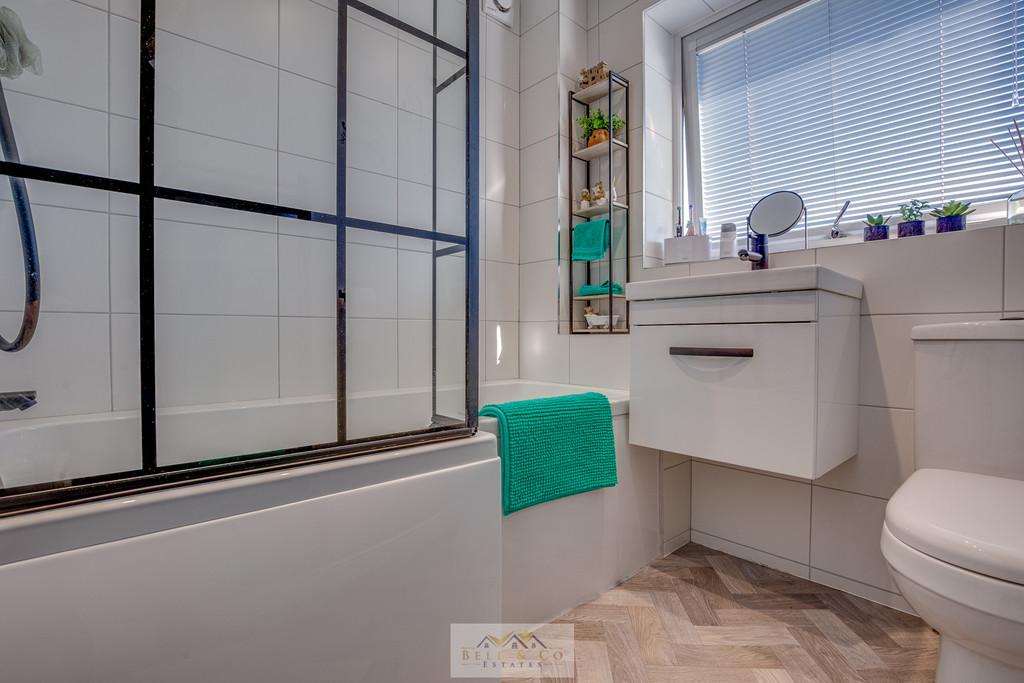 Bathroom 1.1