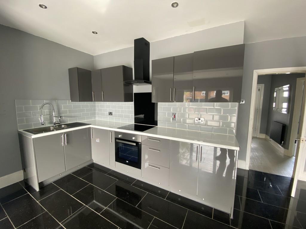 Kitchen (2)