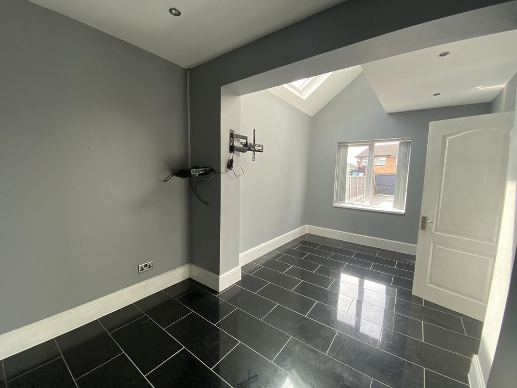 Master Bedroom 2