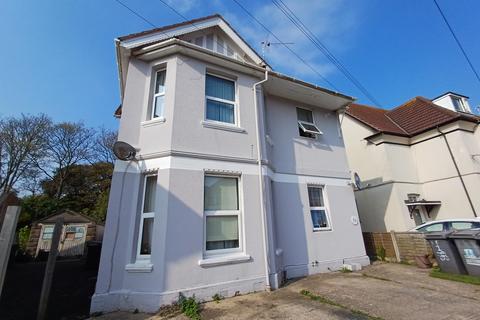 2 bedroom apartment to rent, Drummond Road, Bournemouth