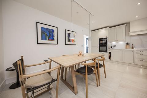 4 bedroom detached house for sale, Eridge Road, Crowborough