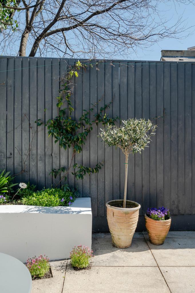 274437 - Baring Street, London N1 - high res - ...