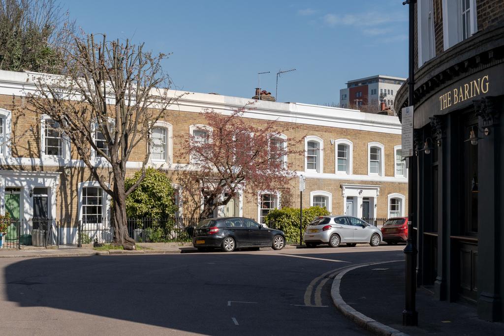 274441 - Baring Street, London N1 - high res - ...