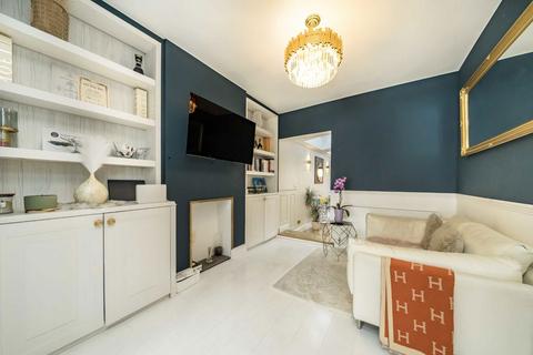 40 Wimbledon Road, London, SW17 0UQ