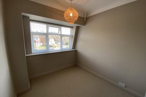 63 Bryanston Road, Solihull, B91 1BS