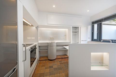 3 bedroom terraced house to rent, Slaidburn Street, SW10