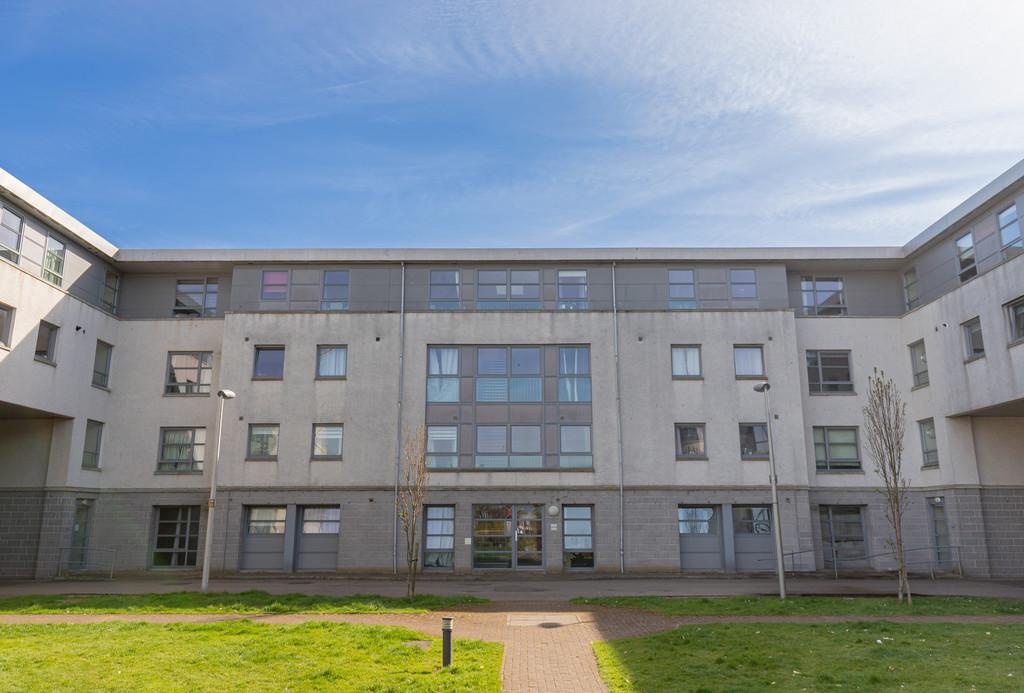 Exterior (2)