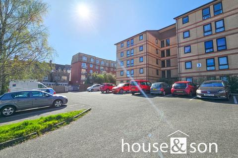 Holly Court, 3 Bourne Close, Bournemouth BH2