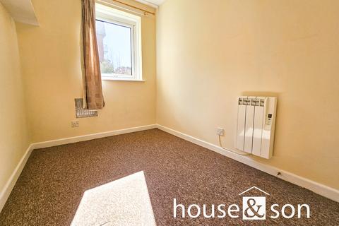 Flat 3, Holly Court, 3 Bourne Close, Bournemouth, BH2 6BW