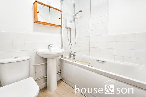 Flat 3, Holly Court, 3 Bourne Close, Bournemouth, BH2 6BW