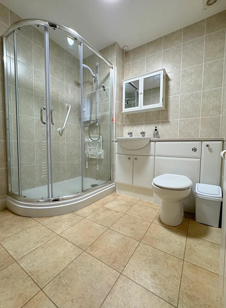 Shower Room verticle