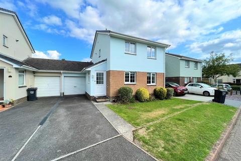 27 Barlow Road, Barnstaple, EX31 1TR