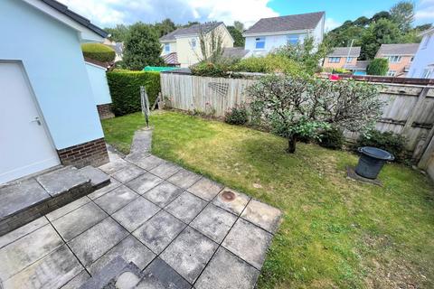 27 Barlow Road, Barnstaple, EX31 1TR