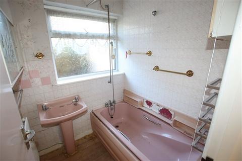 2 bedroom semi-detached bungalow for sale, Slade Road, Holland on Sea