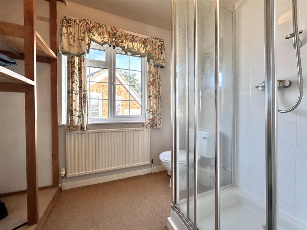 En-Suite Shower Room 735