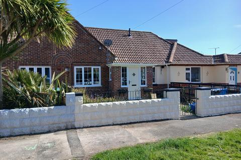 2 bedroom bungalow for sale, Legion Road, Poole BH15