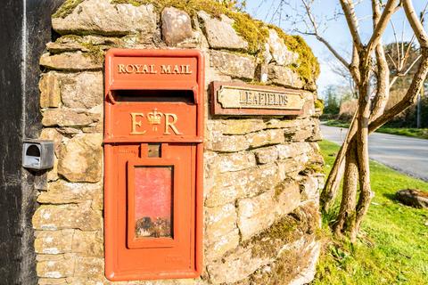 3 bedroom detached house for sale, Potters Lane, Moorwood Moor, South Wingfield