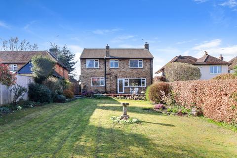 24 Bottrells Lane, Chalfont St Giles, HP8 4EY