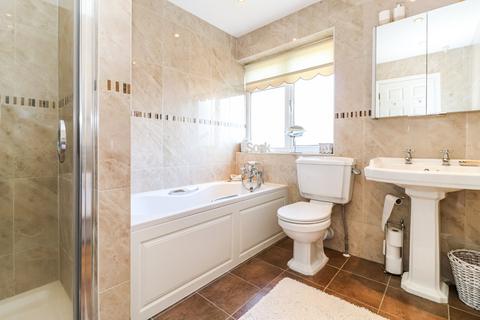 24 Bottrells Lane, Chalfont St Giles, HP8 4EY
