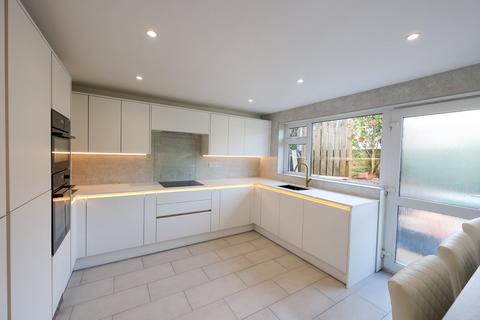 4 bedroom detached house for sale, Gribben Road, St Austell, PL25