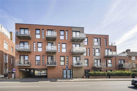 2 bedroom apartment for sale, Coombe Road, New Malden, KT3