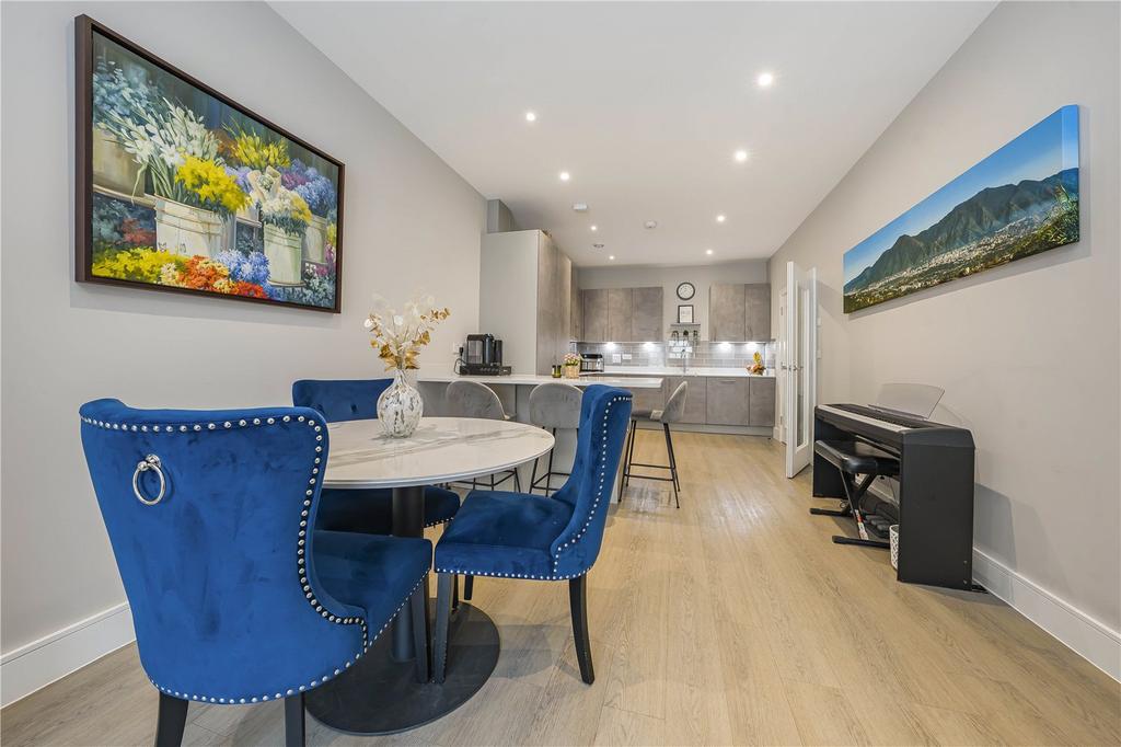 Kitchen/Dining Rm
