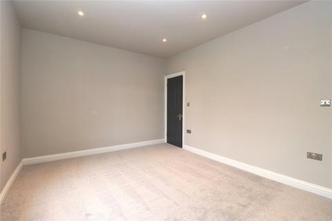45 Frailey Hill, Woking, GU22 8EA