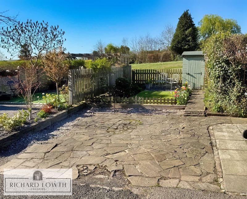 Garden/Parking