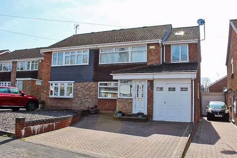 22 Eversley Grove, Sedgley, Dudley, DY3 3RF