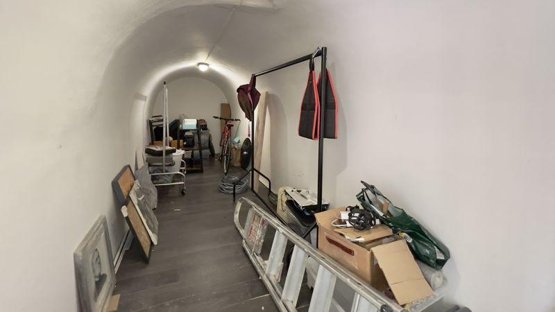 Storage cellar