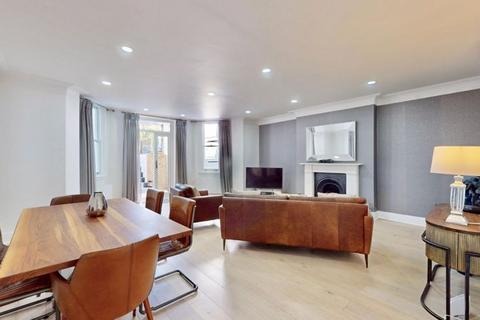 2 bedroom apartment for sale, North Road, Highgate Village, London, N6