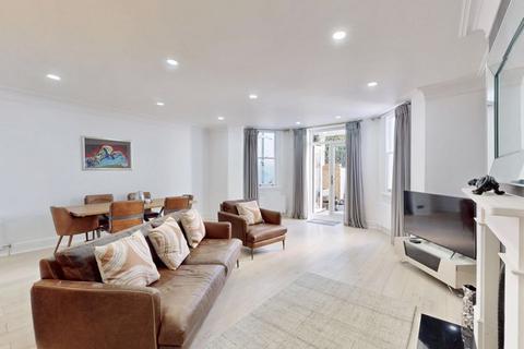 2 bedroom apartment for sale, North Road, Highgate Village, London, N6