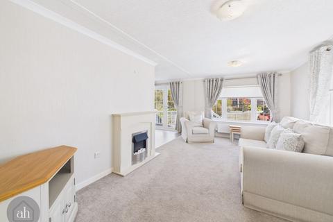 2 bedroom park home for sale, Rushbrooke Lane, Bury St. Edmunds