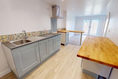 2 bedroom cottage for sale, 5 Eagle Place, Moretonhampstead, Devon