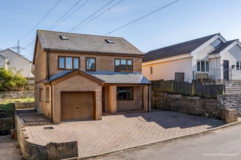 4 bedroom detached house for sale, Crown Road, Kenfig Hill CF33