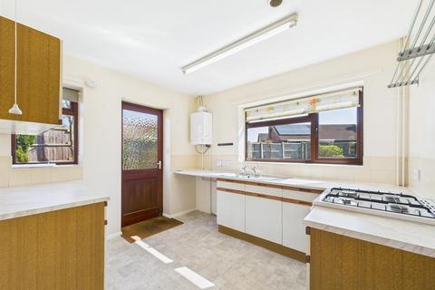 2 bedroom detached bungalow for sale, Regents Park Close, North Hykeham