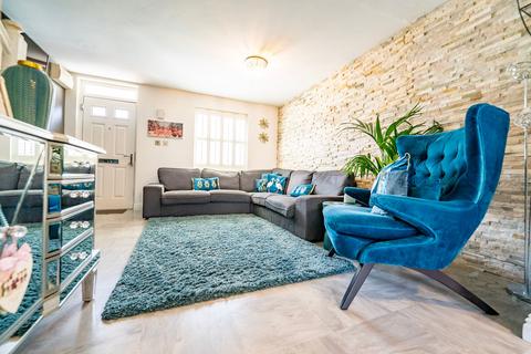 4 bedroom semi-detached house for sale, Mountbatten Way, Beeston, NG9