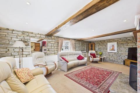 undefined, Martock Road, Long Load