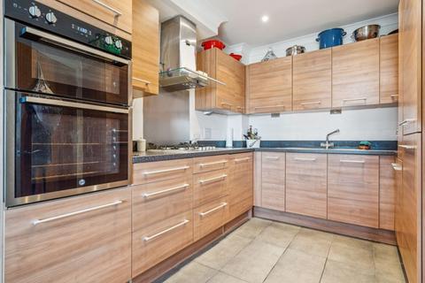 30 Ballinger Way, Northolt, UB5 6FQ