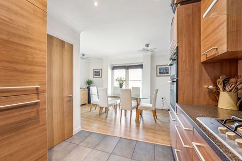 30 Ballinger Way, Northolt, UB5 6FQ