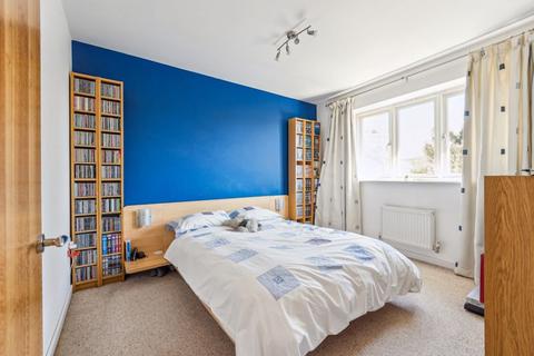 30 Ballinger Way, Northolt, UB5 6FQ