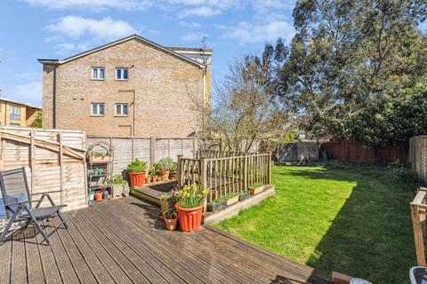 30 Ballinger Way, Northolt, UB5 6FQ